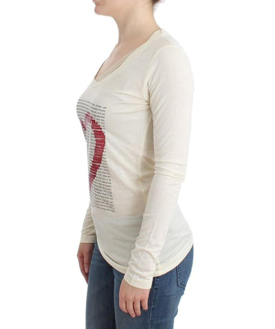 White longsleeved cotton top