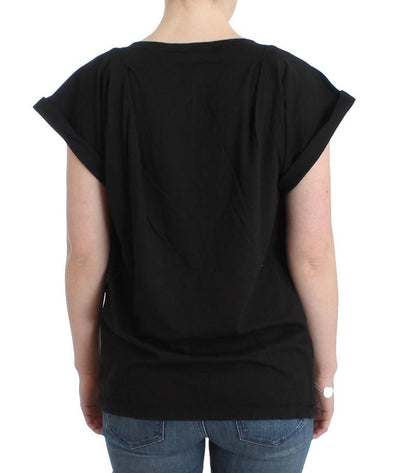 Black branded t-shirt