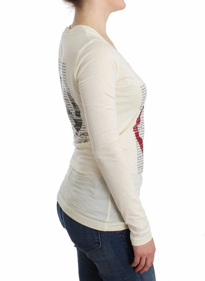 White longsleeved cotton top