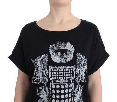 Black branded t-shirt