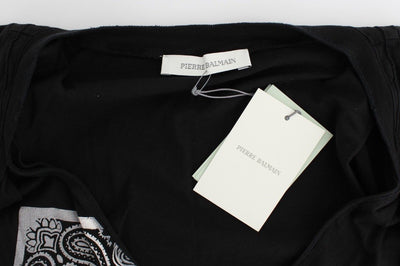 Black branded t-shirt