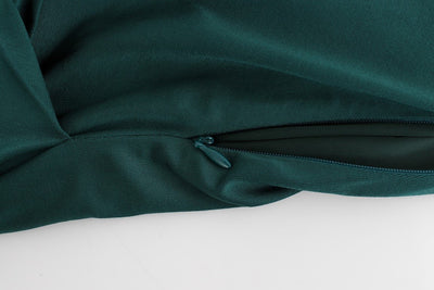 Green longsleeved belted dress