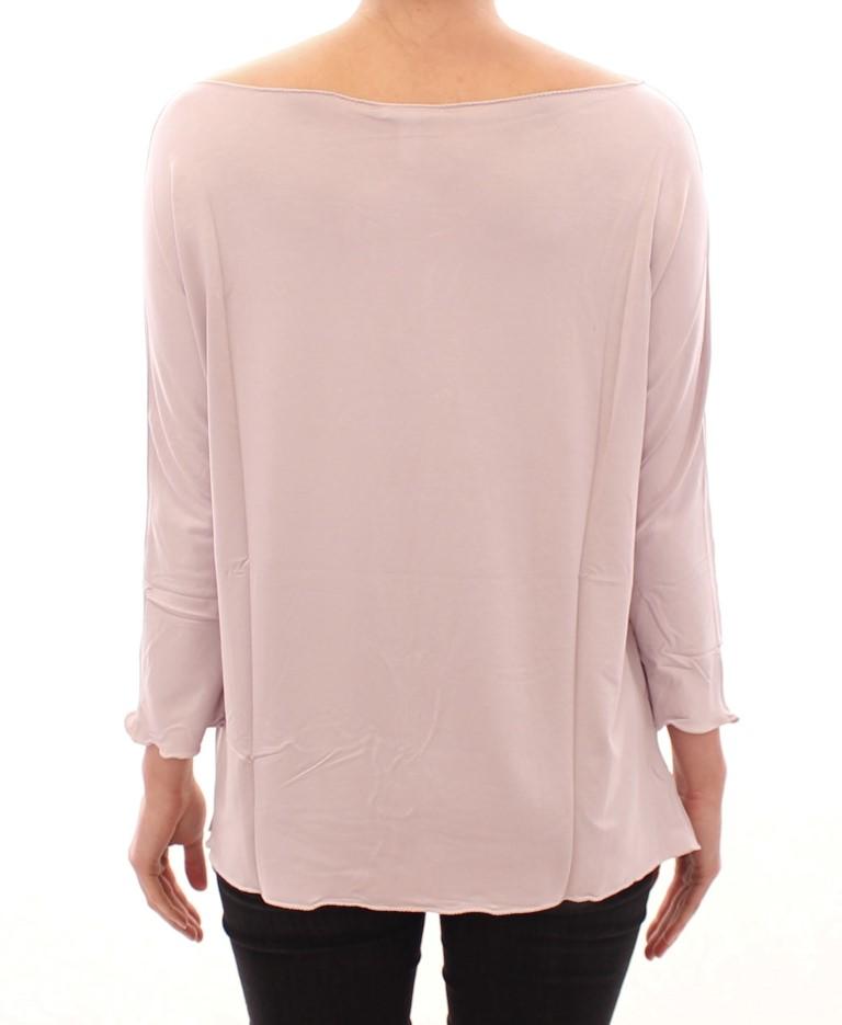 Light purple crewneck t-shirt