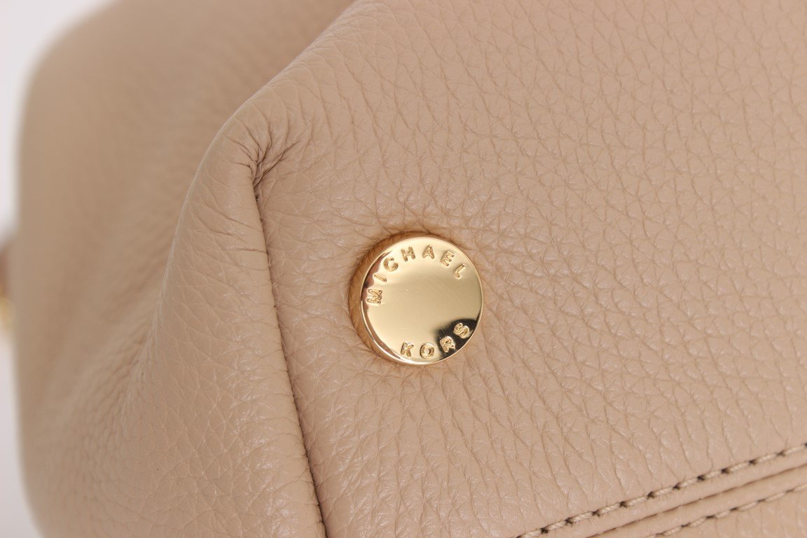 Beige JET SET Leather Tote Handbag