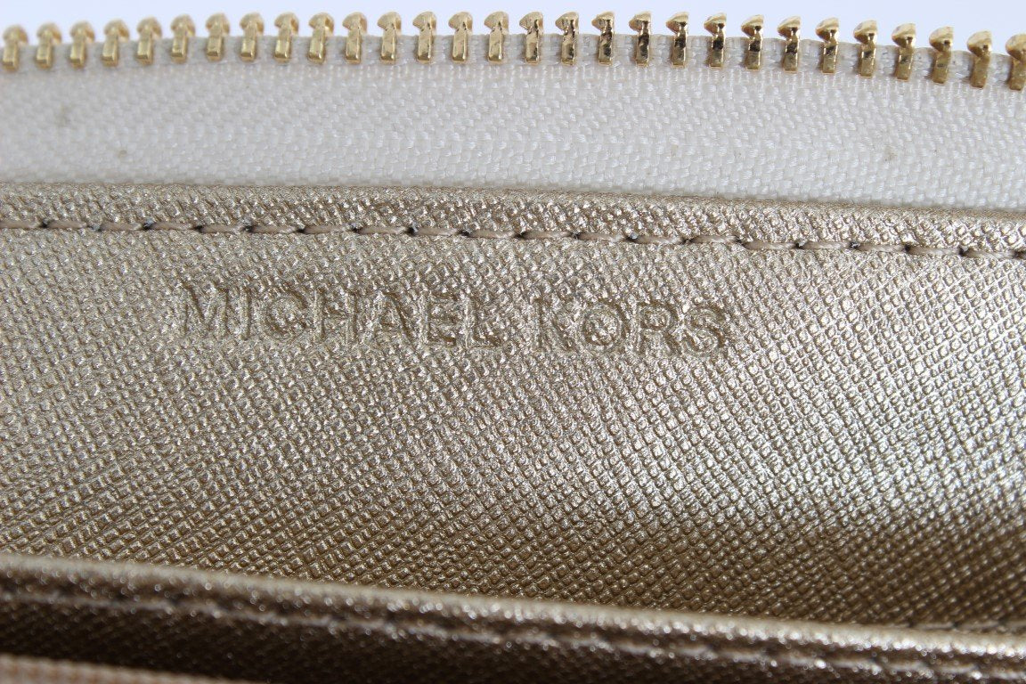 White ILLUSTRATIONS Travel Continental Wallet