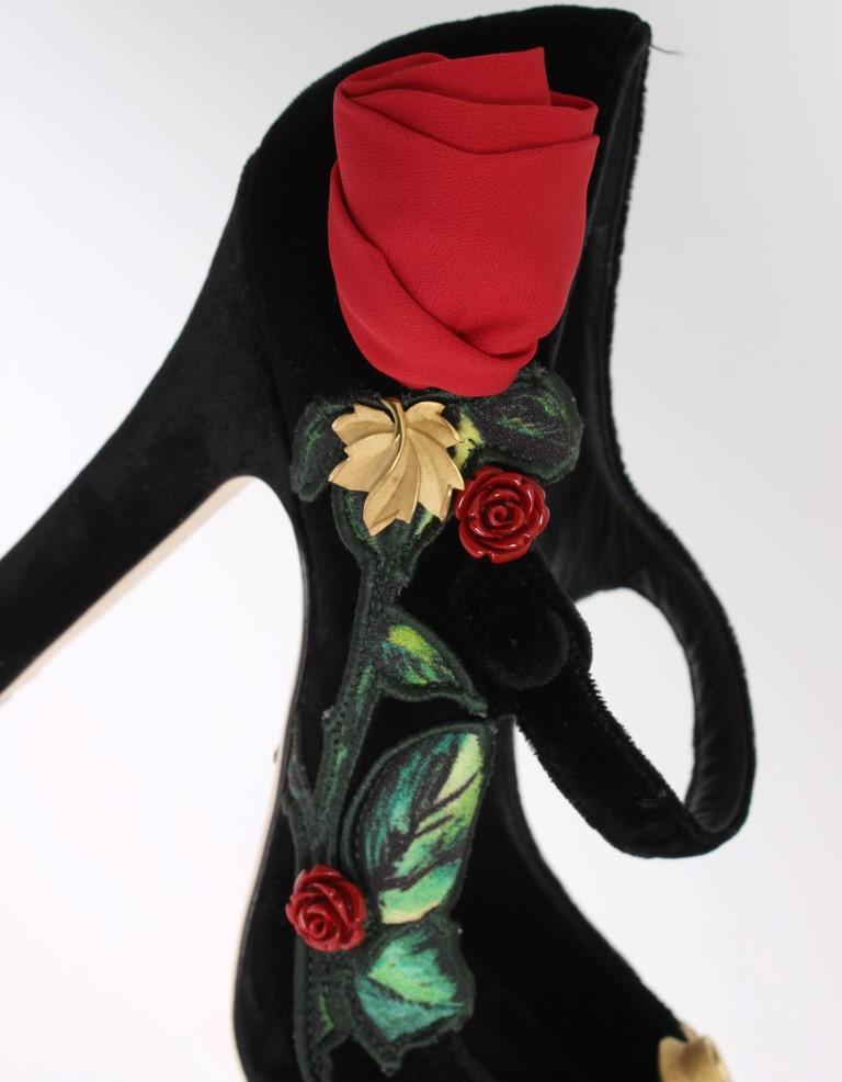 Black Velvet Roses Mary Janes Pumps