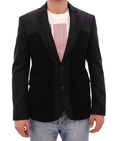 Black slim fitted blazer