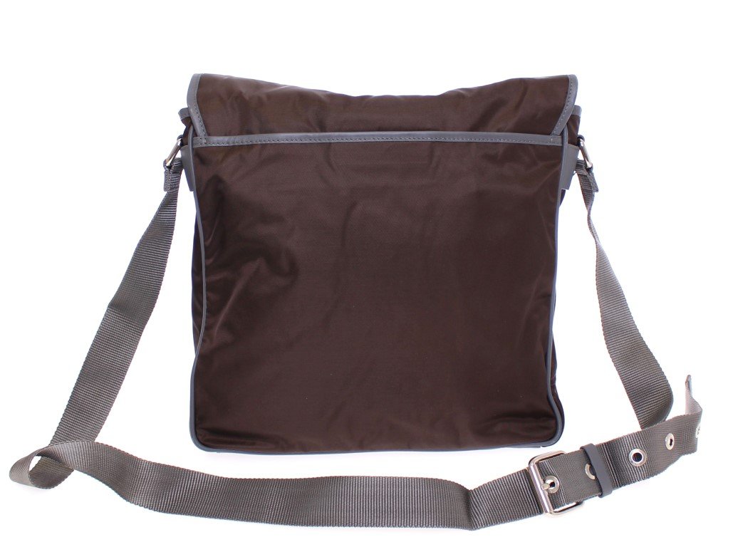 Brown messenger shoulder bag