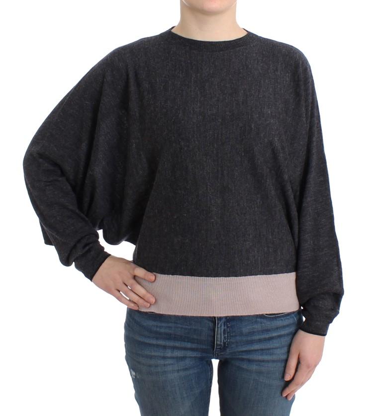 Gray knitted batwing sweater