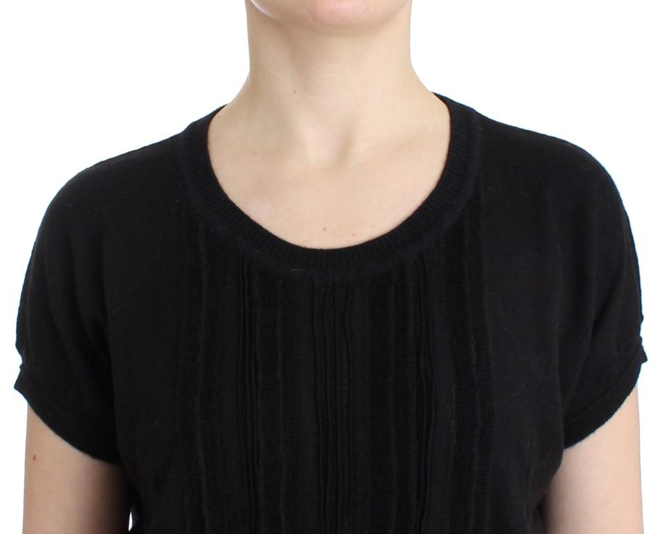 Black short sleeved jumper