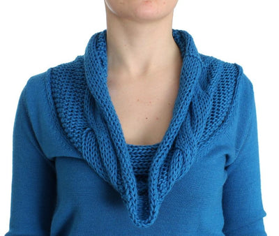 Blue knitted scoopneck sweater