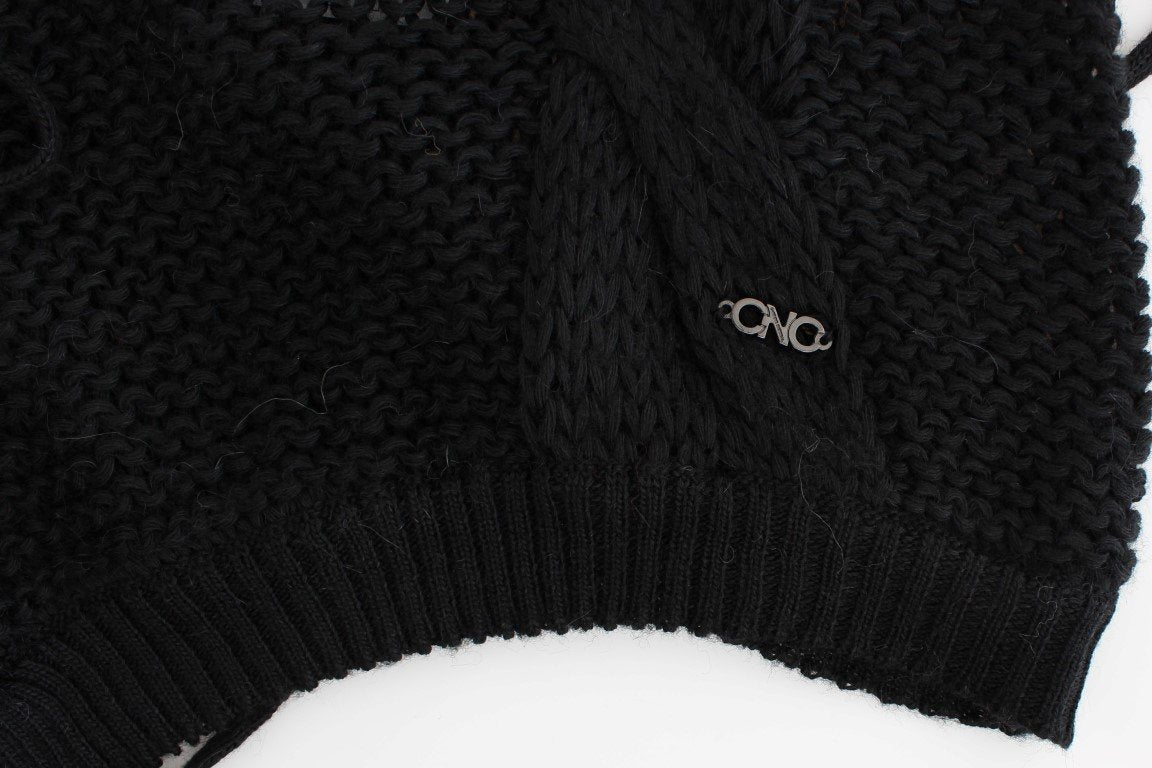 Black sleeveless knitted cardigan