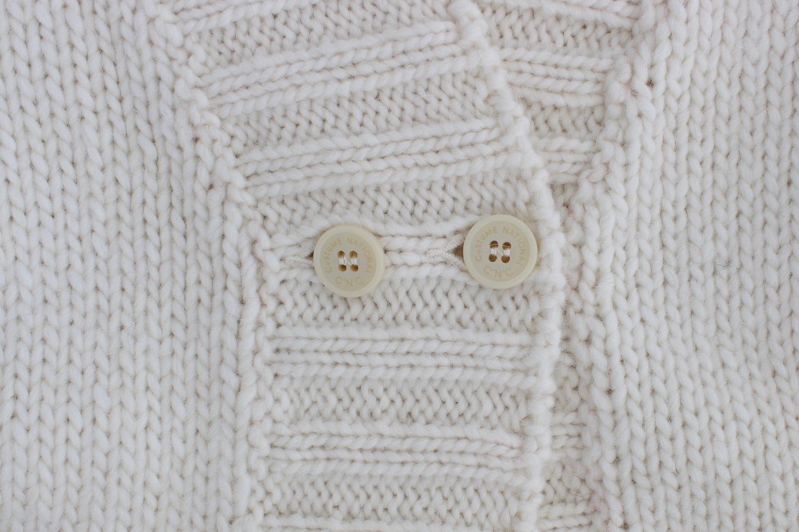 White knitted cardigan