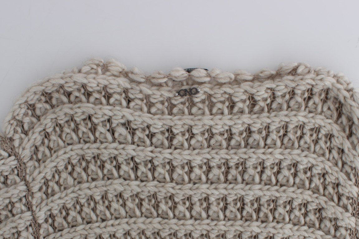 Beige short sleeved sweater