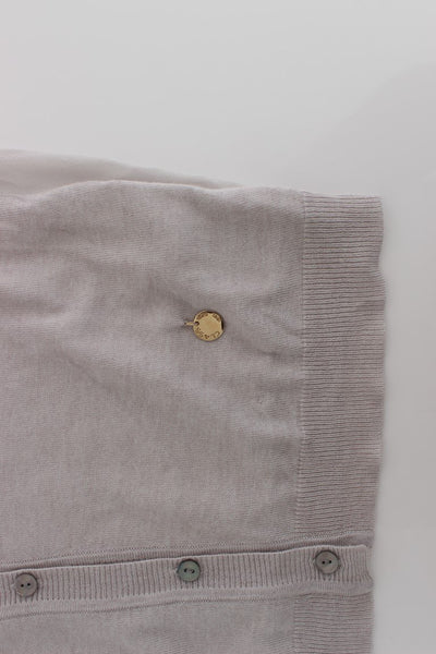 Gray knitted cardigan