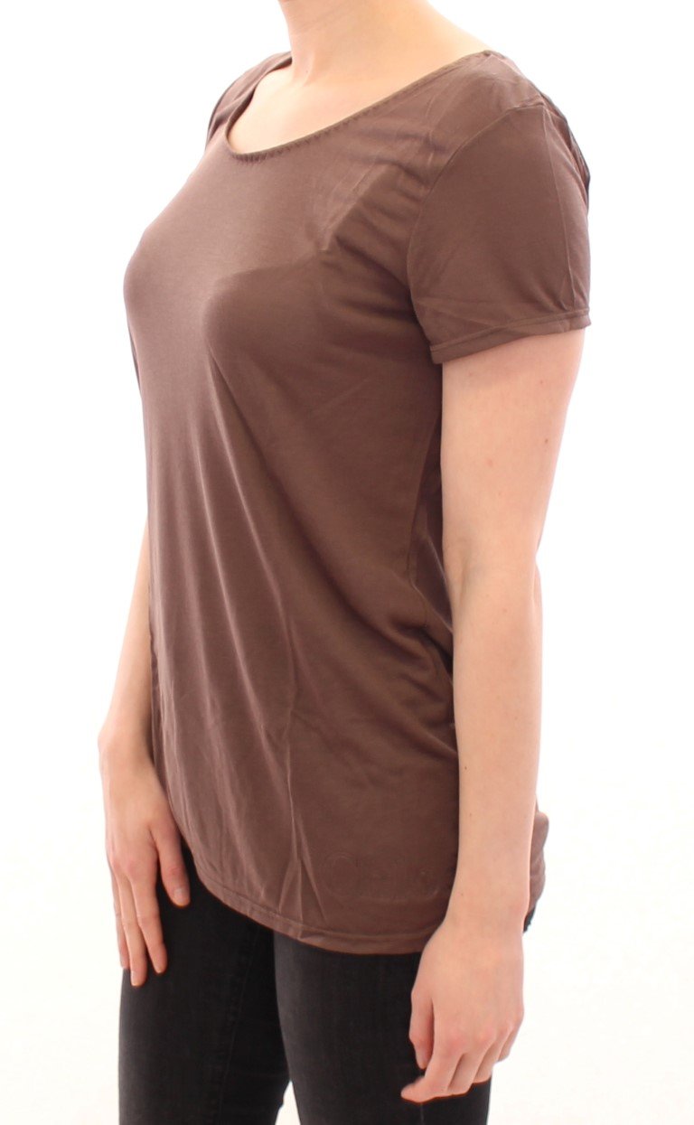 Brown shortsleeve crewneck t-shirt