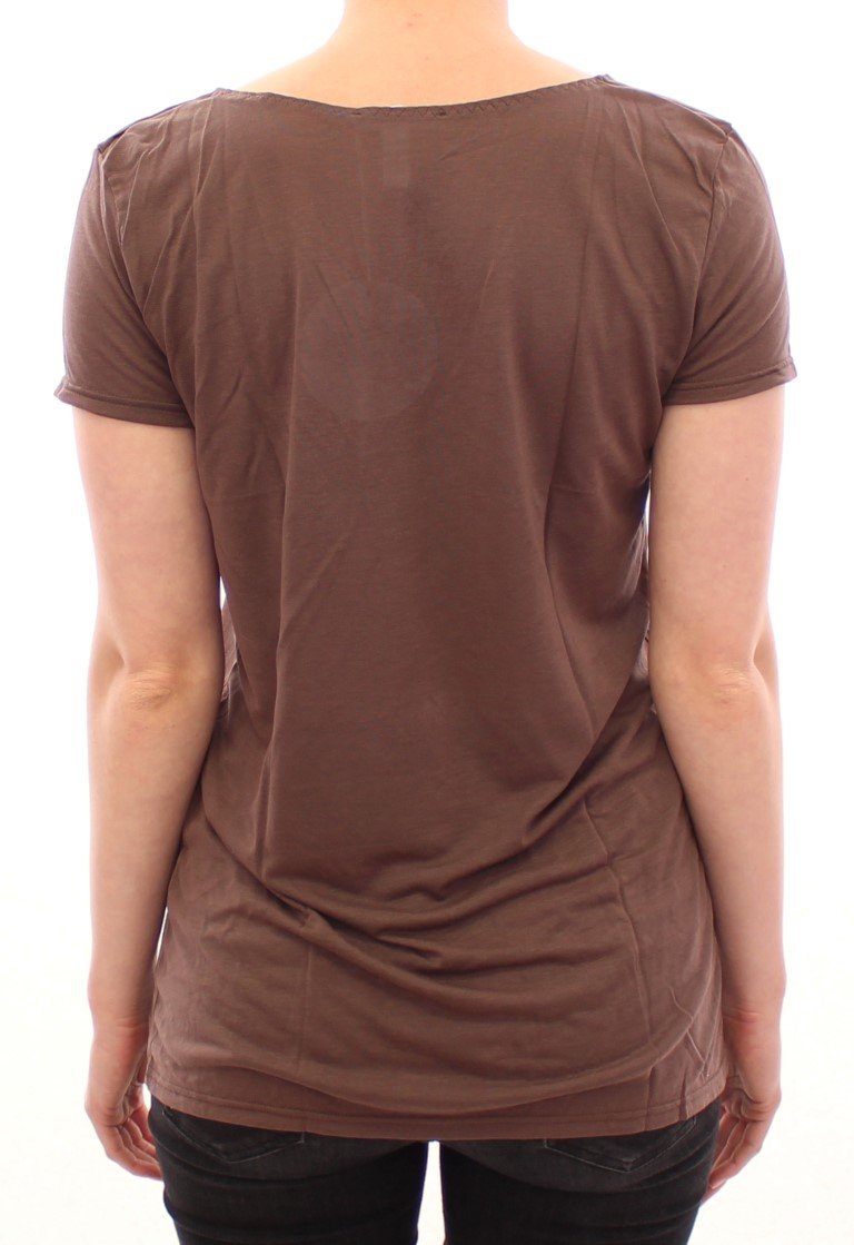 Brown shortsleeve crewneck t-shirt