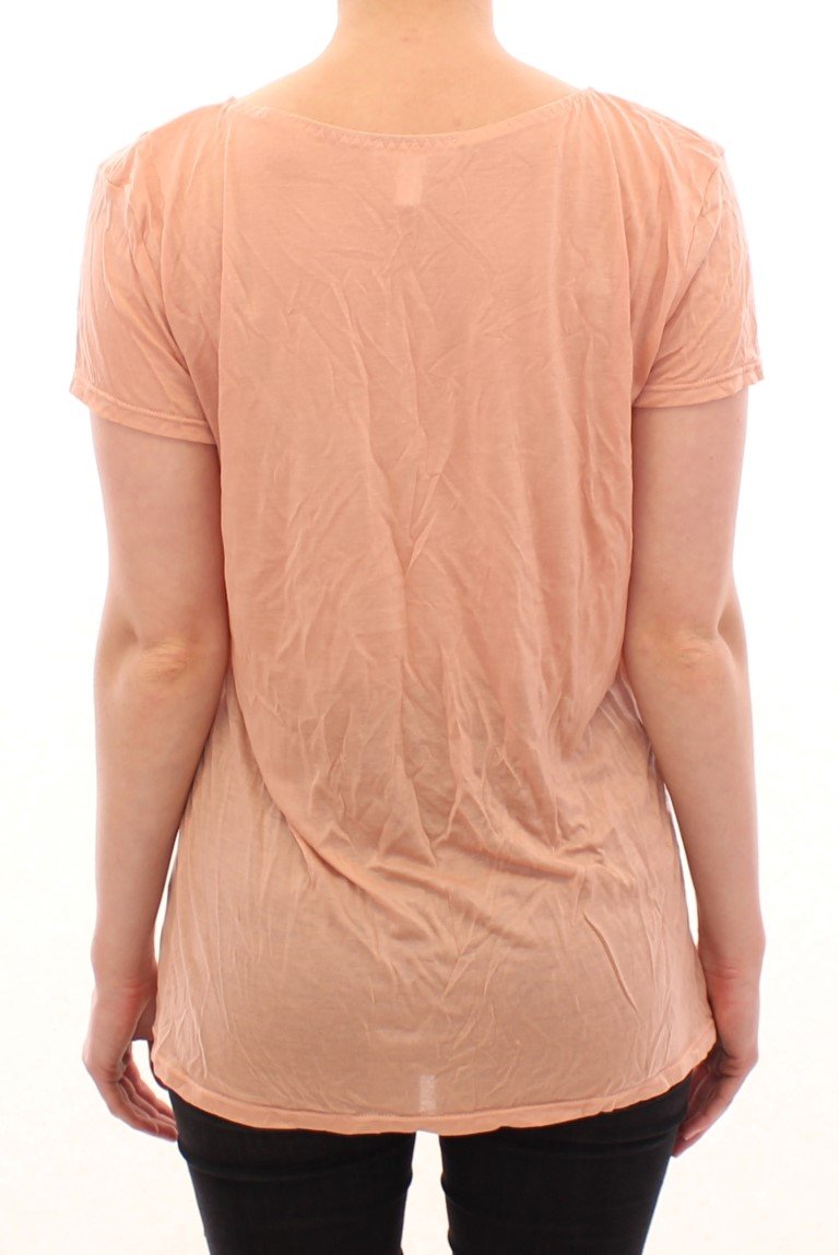 Pink shortsleeve crewneck t-shirt