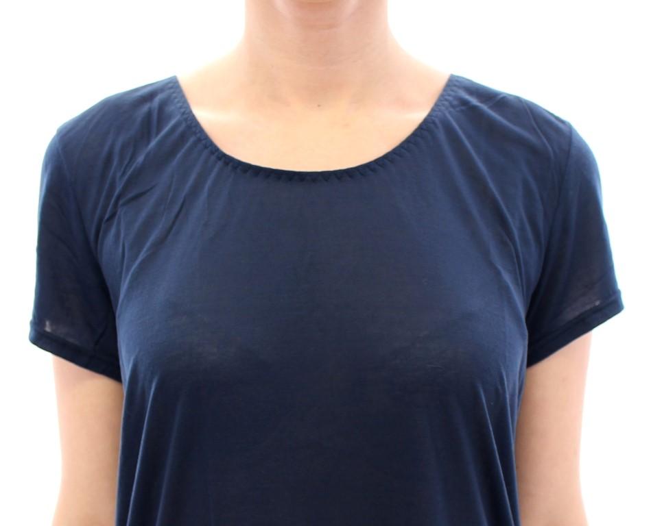 Blue shortsleeve crewneck t-shirt