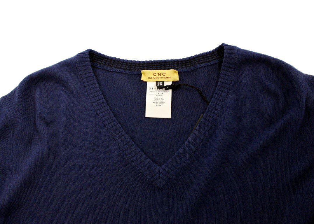 Blue wool V-neck sweater