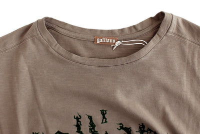 Gray crewneck long sleeve t-shirt
